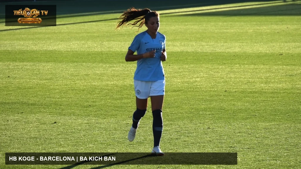 Nadia Nadim trong ảnh tư liệu năm 2018