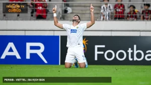 Cầu thủ Persib Bandung mừng bàn thắng